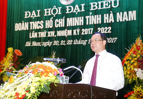 Đồng chí Nguyễn Đình Khang - Ủy viên Trung ương Đảng, Bí thư Tỉnh ủy phát biểu chỉ đạo Đại hội